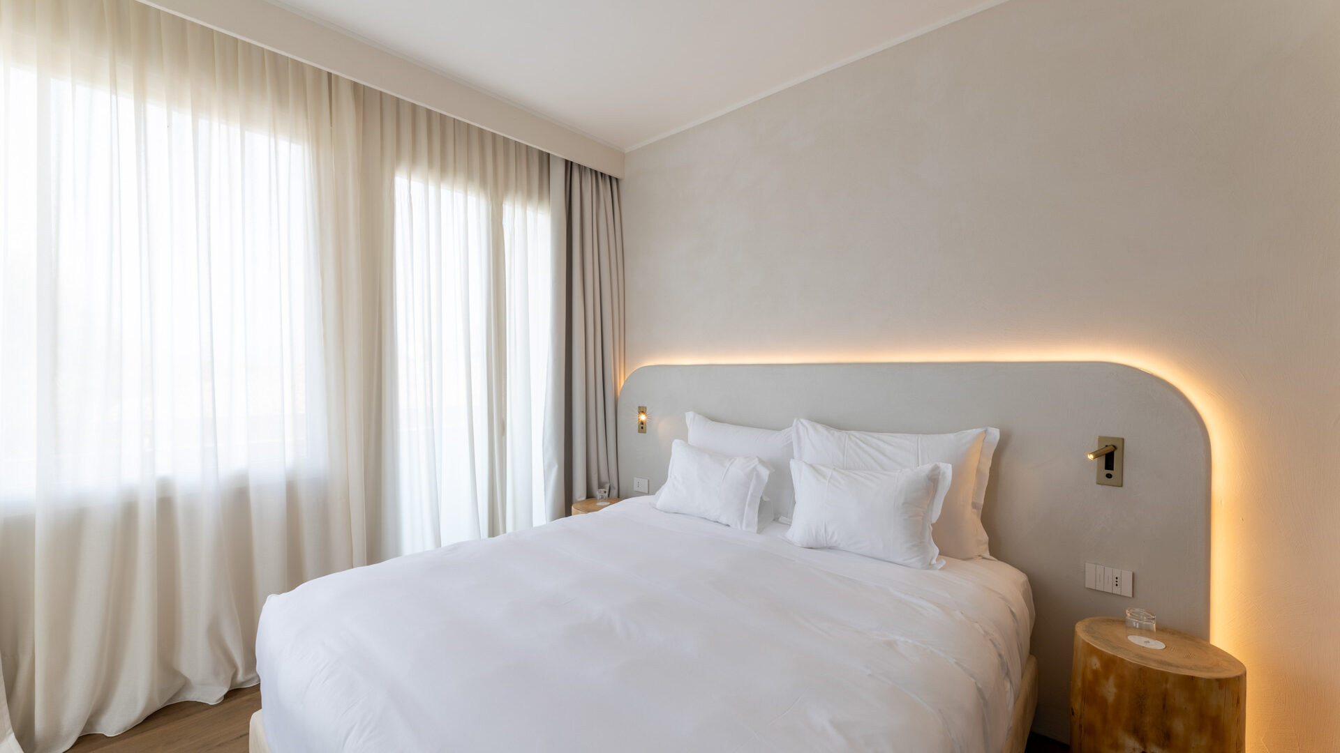 hihotels-sirmione-lago-di-garda-camera-deluxe-13