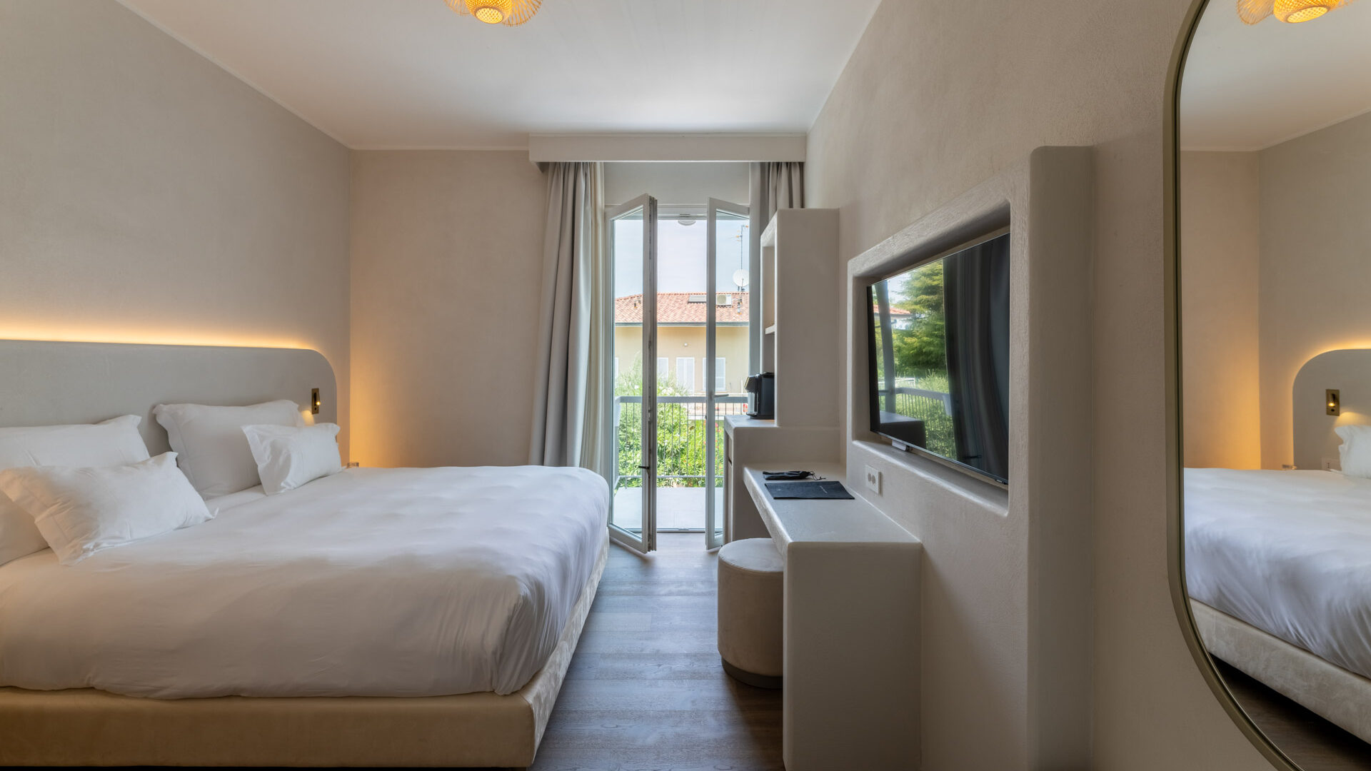 hihotels-sirmione-lago-di-garda-camera-deluxe-5