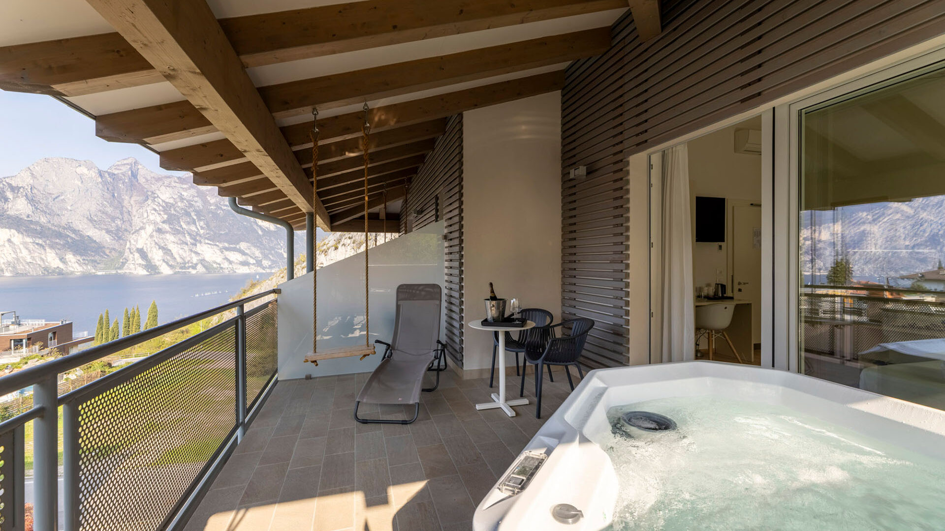hihotels-torbole-hihotelsworld-scopri-hi-hotel-7
