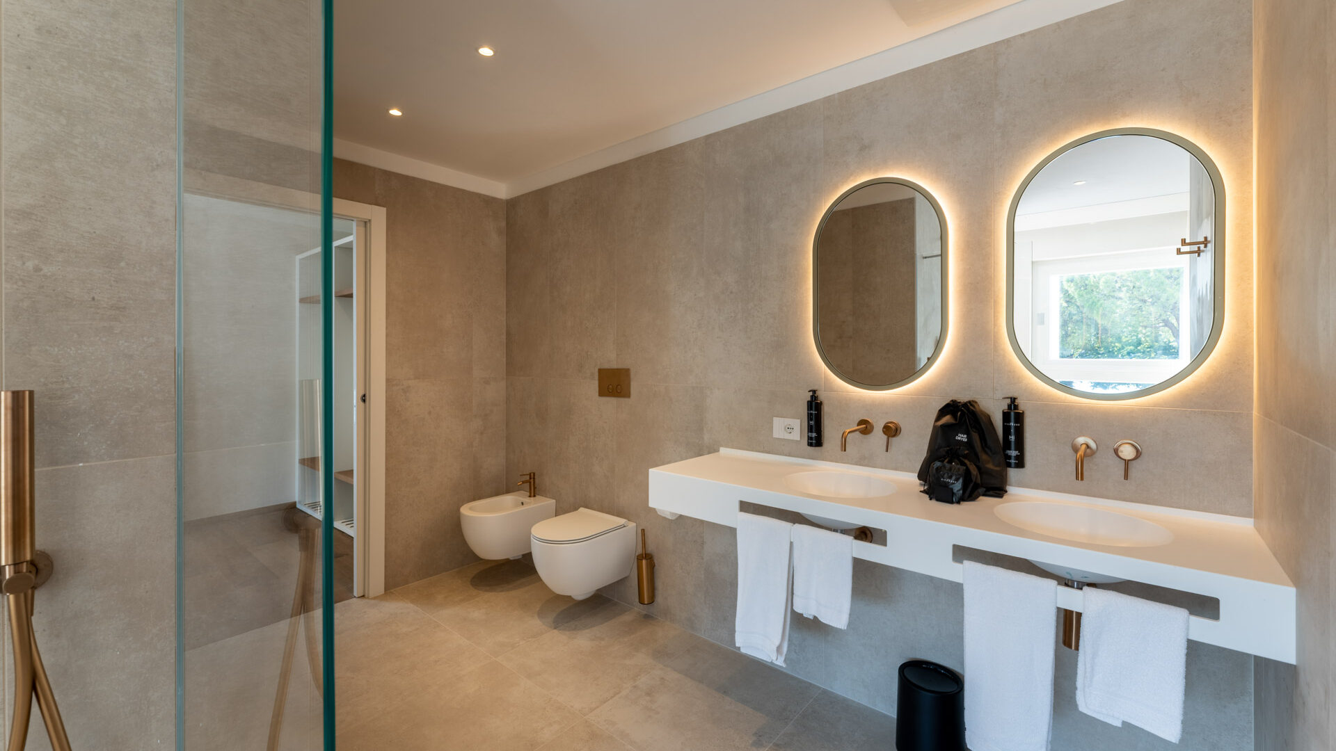 hihotels-sirmione-lago-di-garda-camera-jacuzzi-junior-deluxe-4
