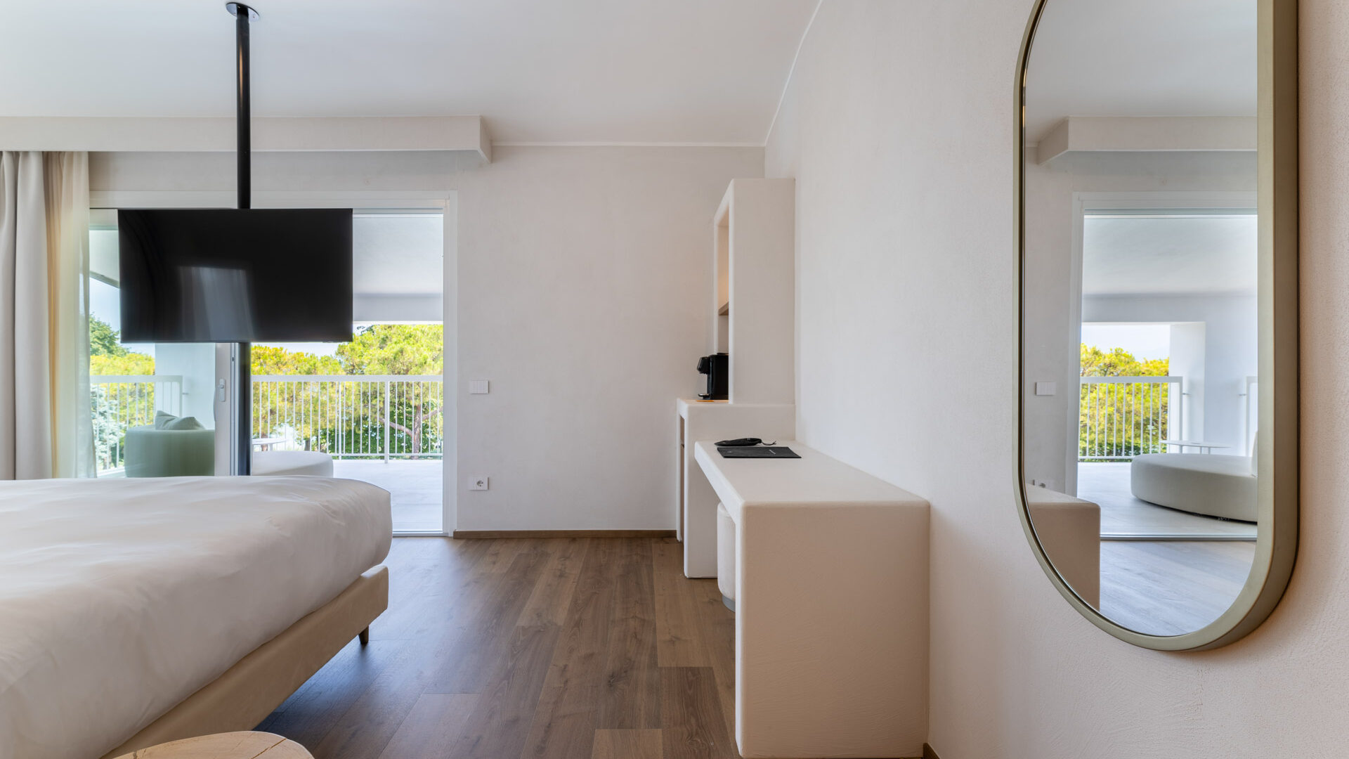 hihotels-sirmione-lago-di-garda-camera-jacuzzi-junior-premium-2